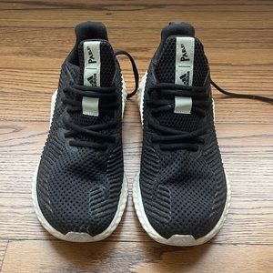 Adidas Alphabounce Sneakers